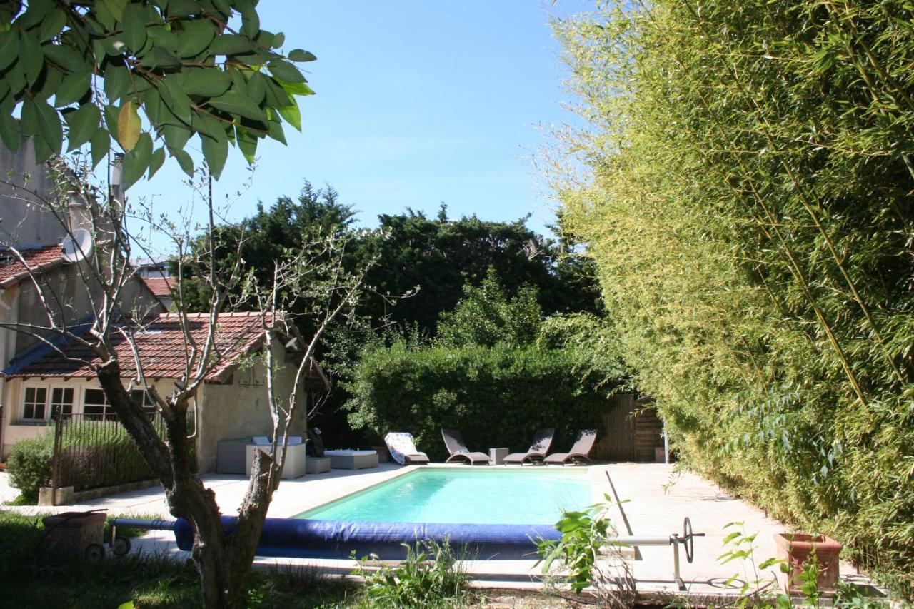 Le Mas Des Dames Appartement Avignon Eksteriør bilde