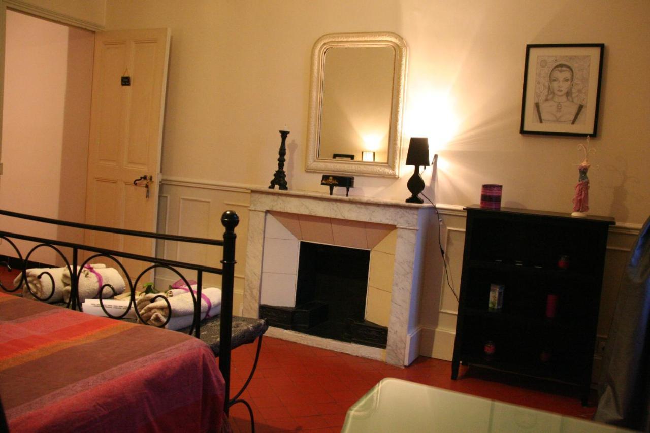 Le Mas Des Dames Appartement Avignon Eksteriør bilde